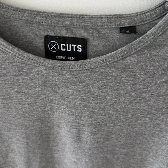 Men’s Heather Grey Cuts Curved Hem T-Shirt - Picture 2 of 3